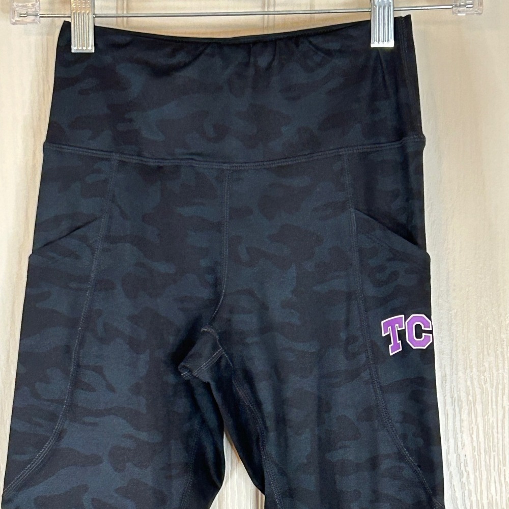 ZOOZATZ TCU Horned Frogs Leggings‎ XS Black Camo Print Athletic Activewear